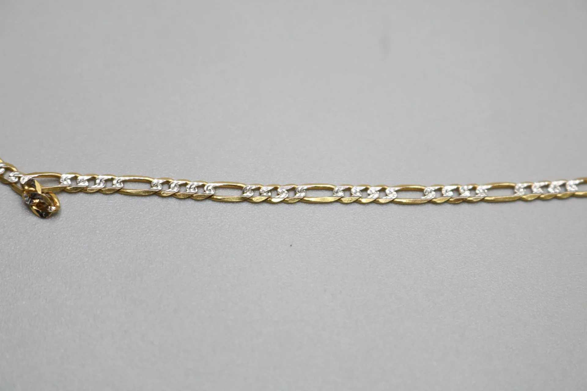14-Karat Two-Toned Lavish Figaro Style Chain of 21 Inches
