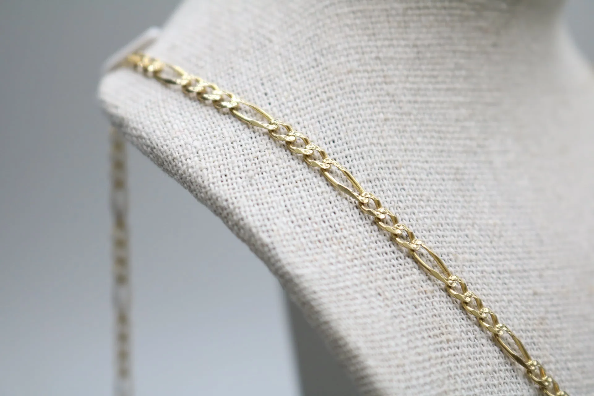 14-karat Yellow-Gold Fine Figaro Style Chain of 24 Inches