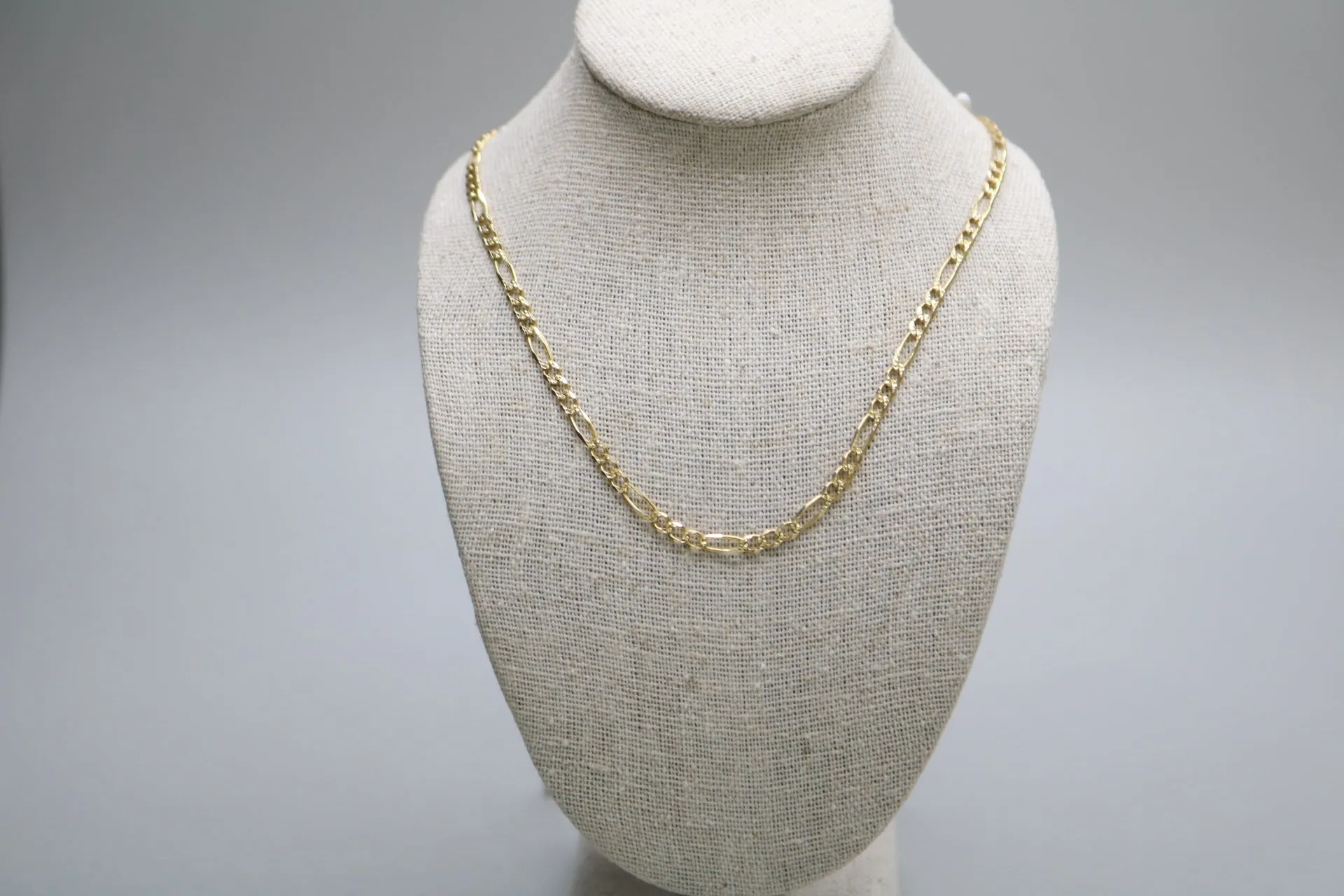 14-karat Yellow-Gold Fine Figaro Style Chain of 24 Inches