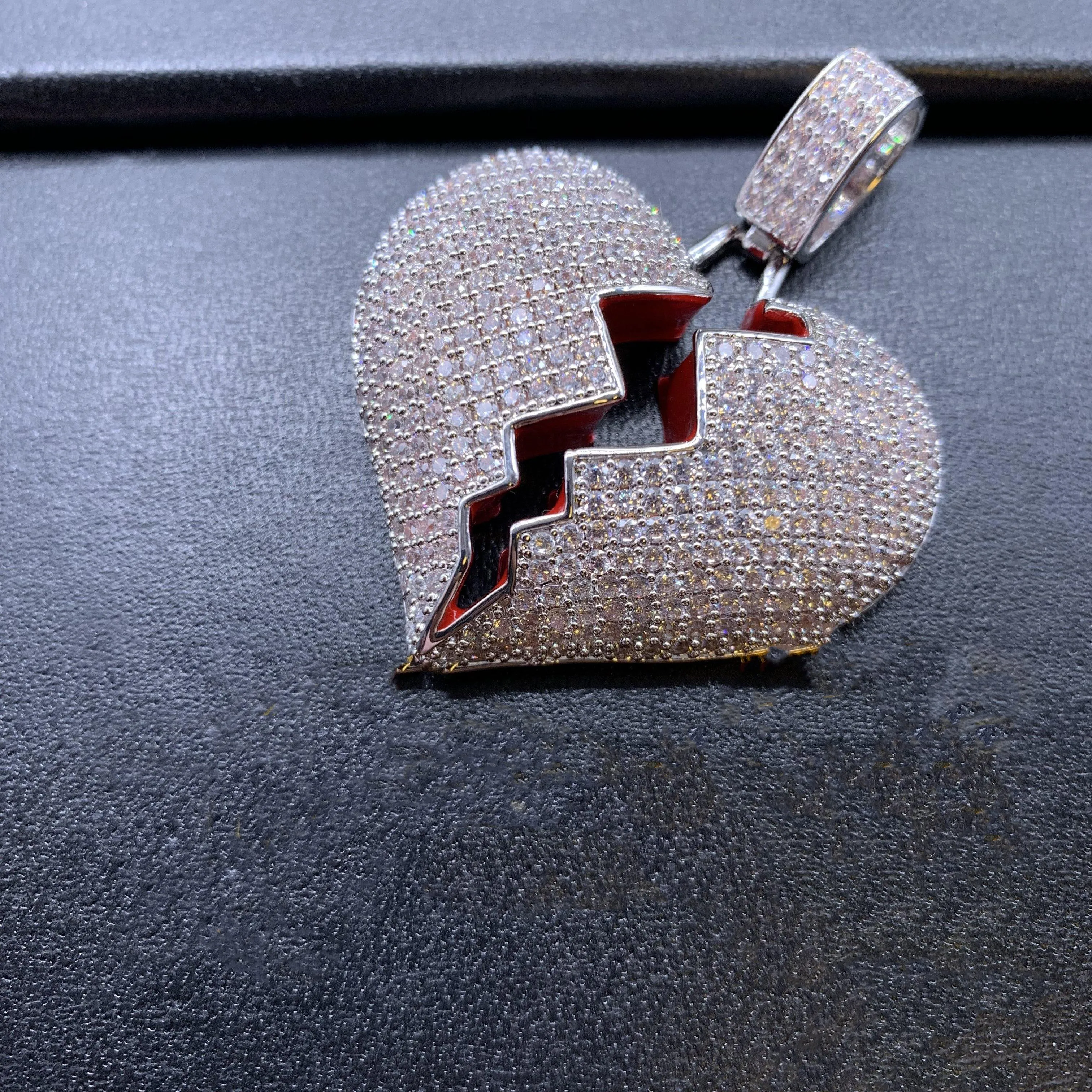 18K Gold-Plated Solid Micro-inlay AAA CZ Heartbreak Necklace