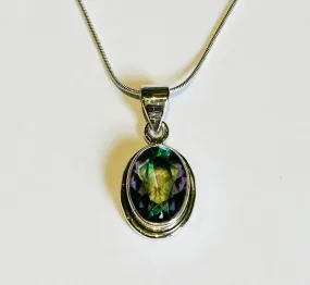 Alaskan Quartz Pendant with Silver chain (PG84)