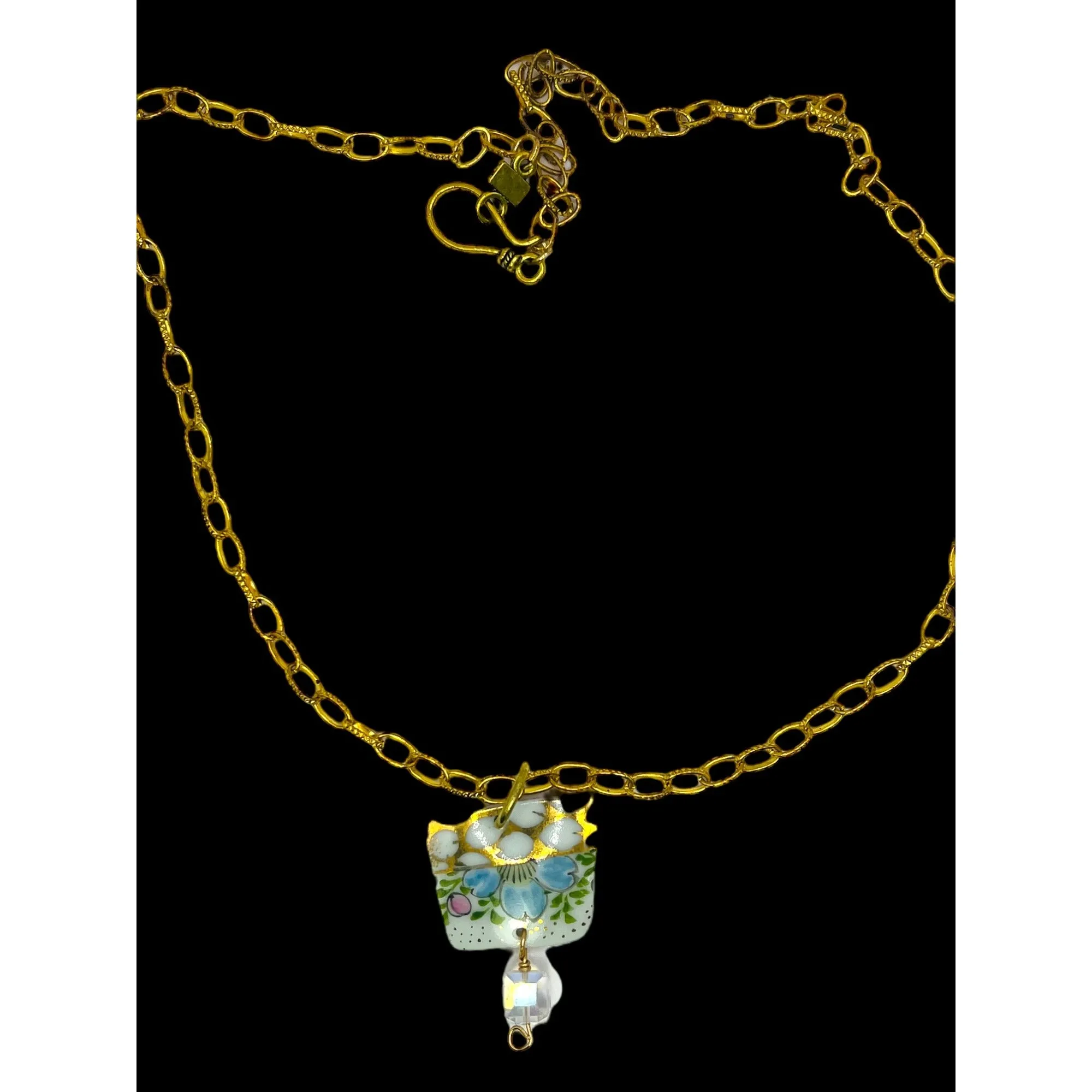 Broken China Pendant Necklace & Earrings Set With Gold Tone Chain & Crystal Bead