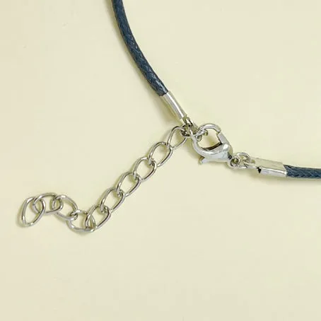 Card with bee necklace 2