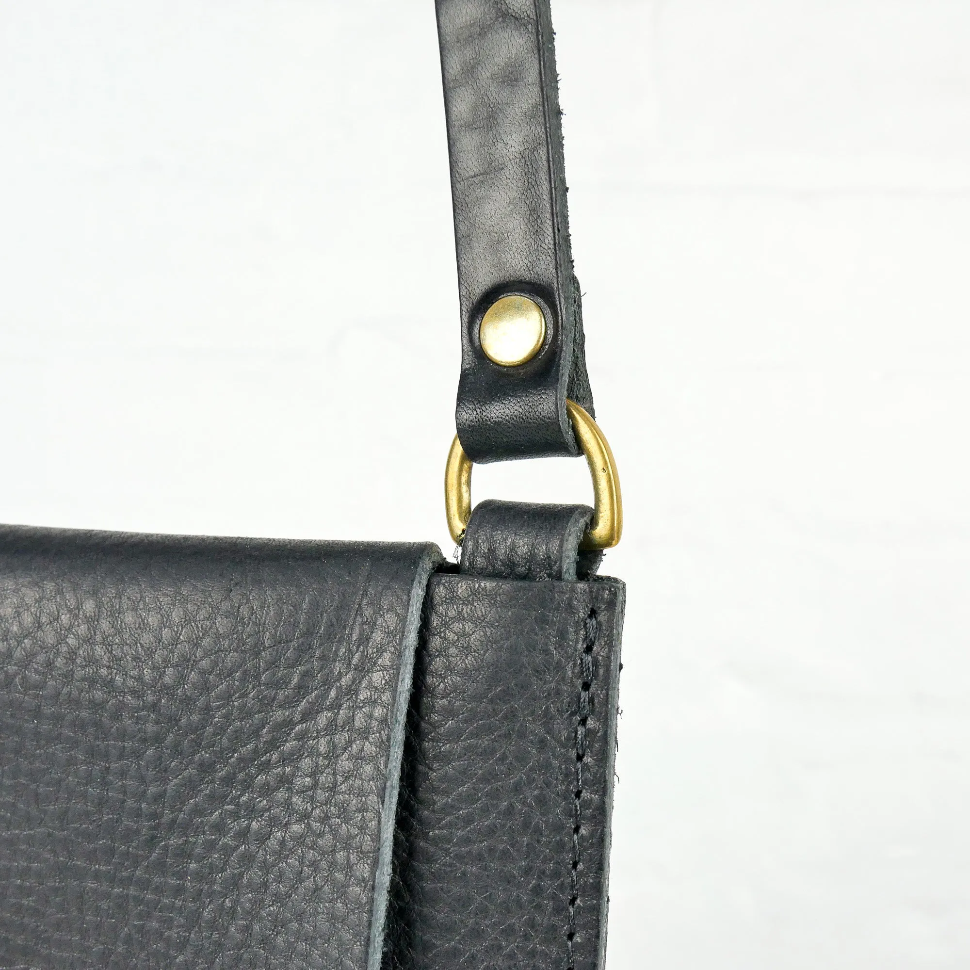 Flat Black Leather Turnlock Bag