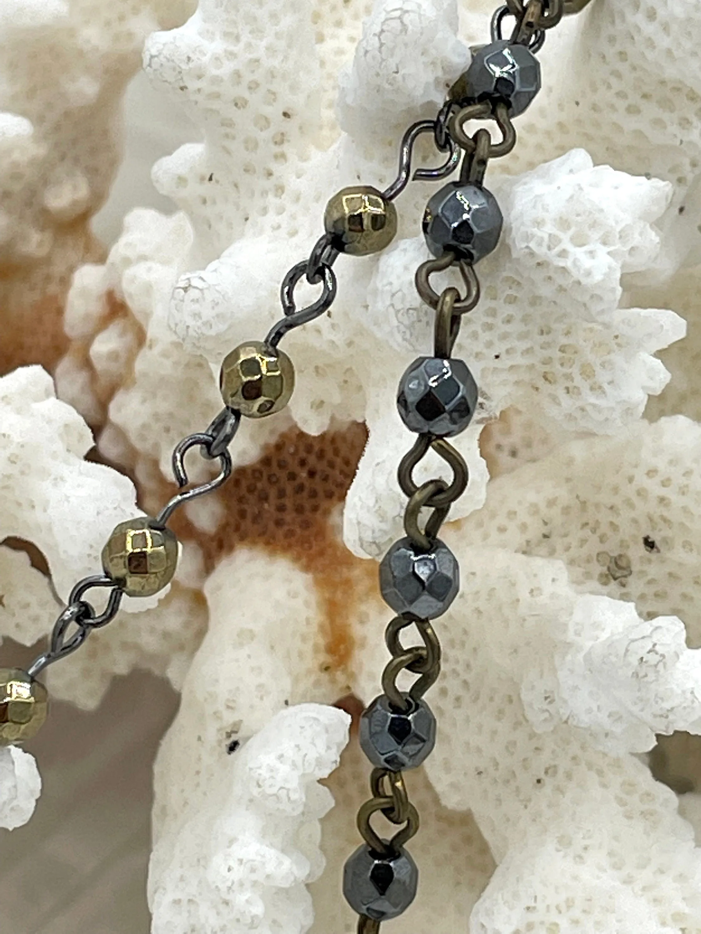 HEMATITE GEMSTONE 1 meter (39") Rosary Style Chain, 4mm Faceted beads, Bronze, Gunmetal, or Gold Wire. Chain per meter (39") Fast ship
