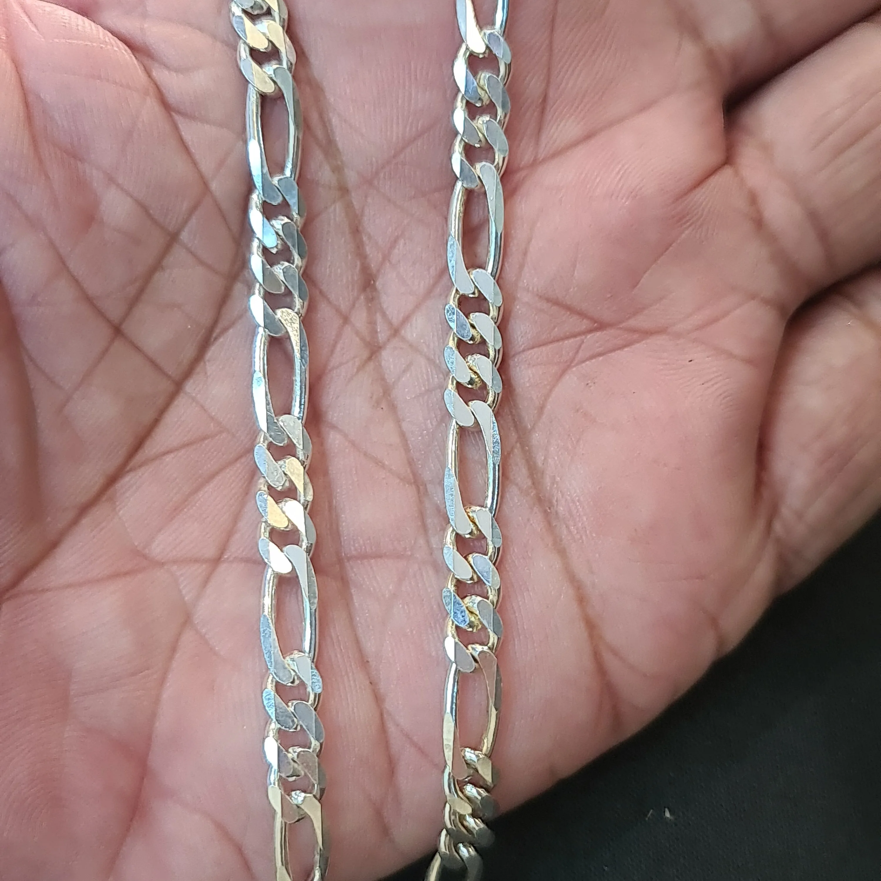 "Bold and Brilliant: The Pure Silver Tendulkar Chain for Men"