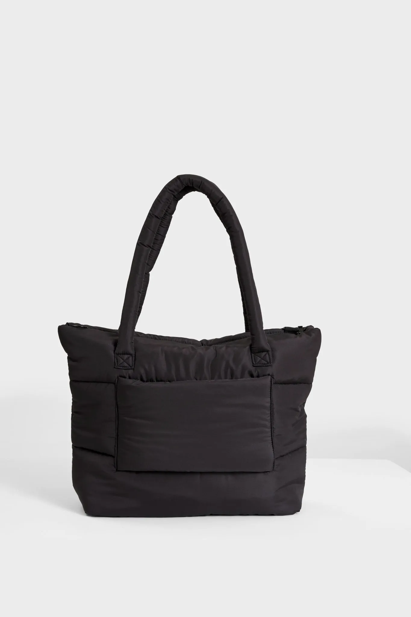 Travel Puffer Bag