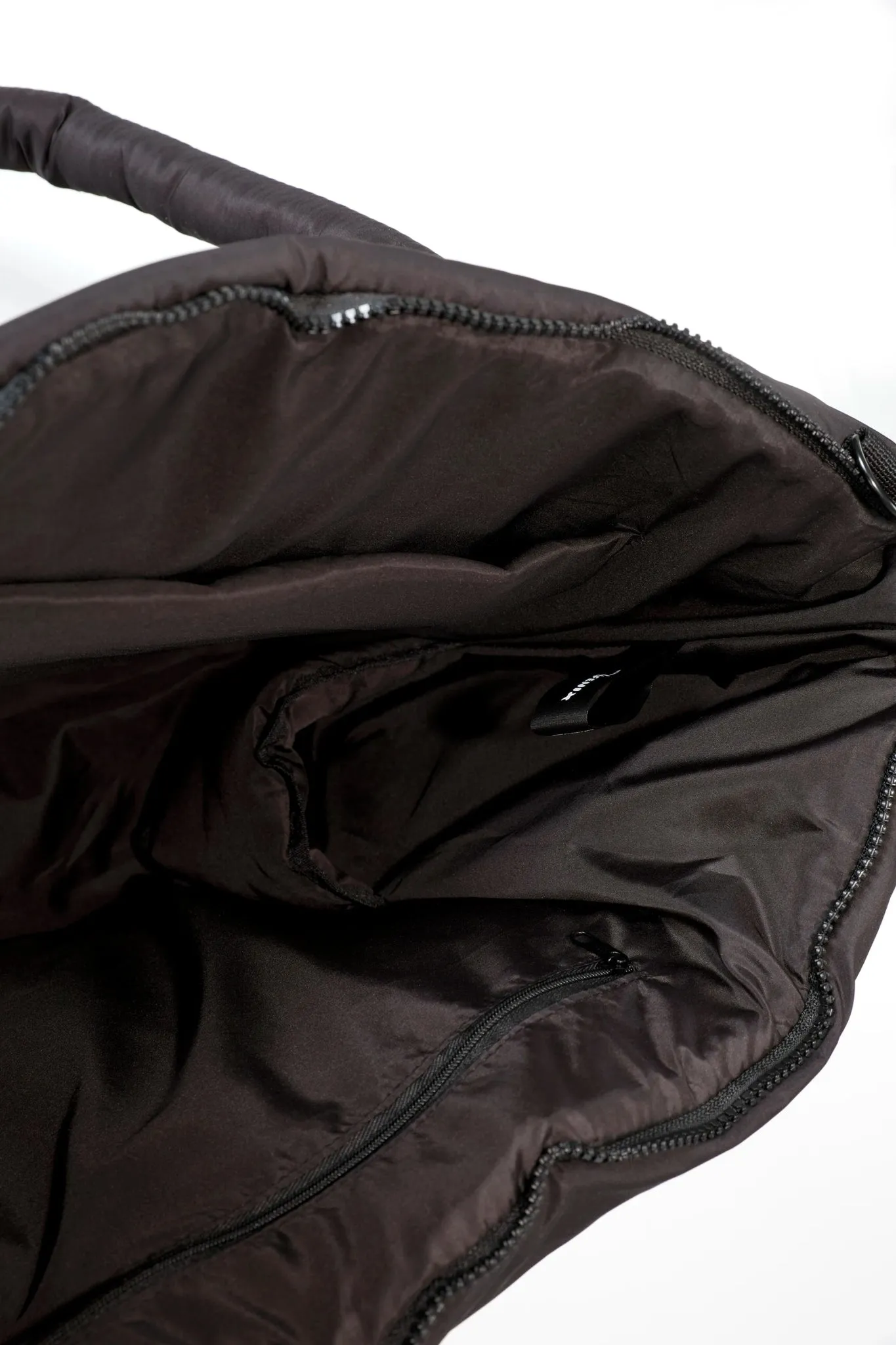 Travel Puffer Bag