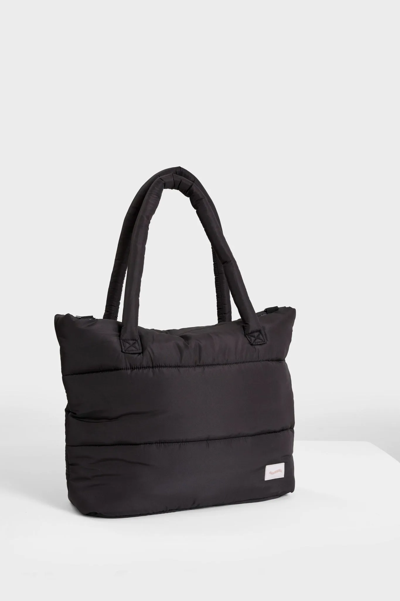 Travel Puffer Bag